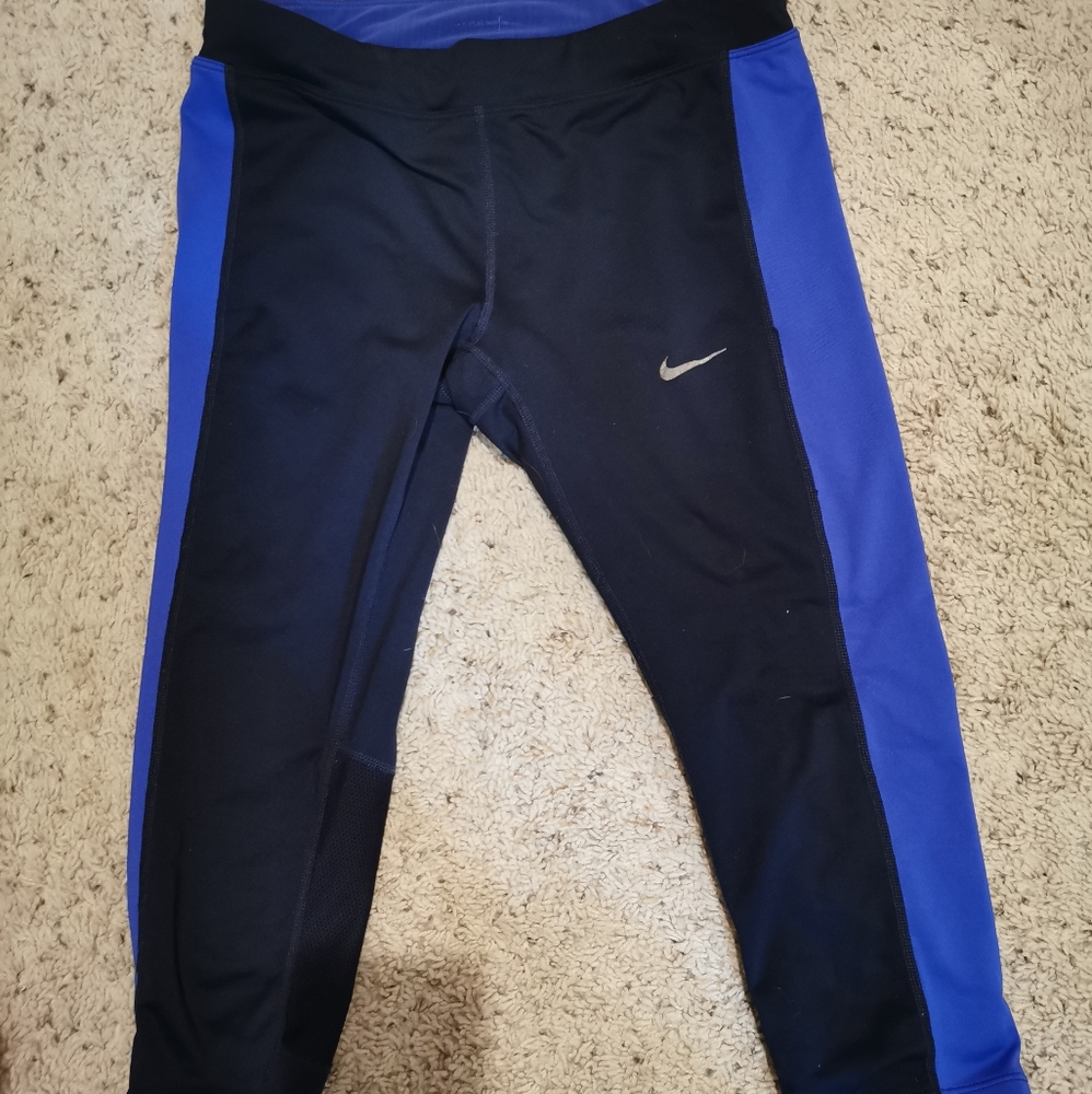 Nike capris